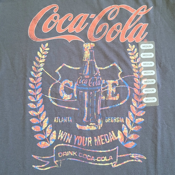 Grayson Threads🧵 Coca-Cola🥤 Graphic Tee👕 - NWT - Picture 3 of 10
